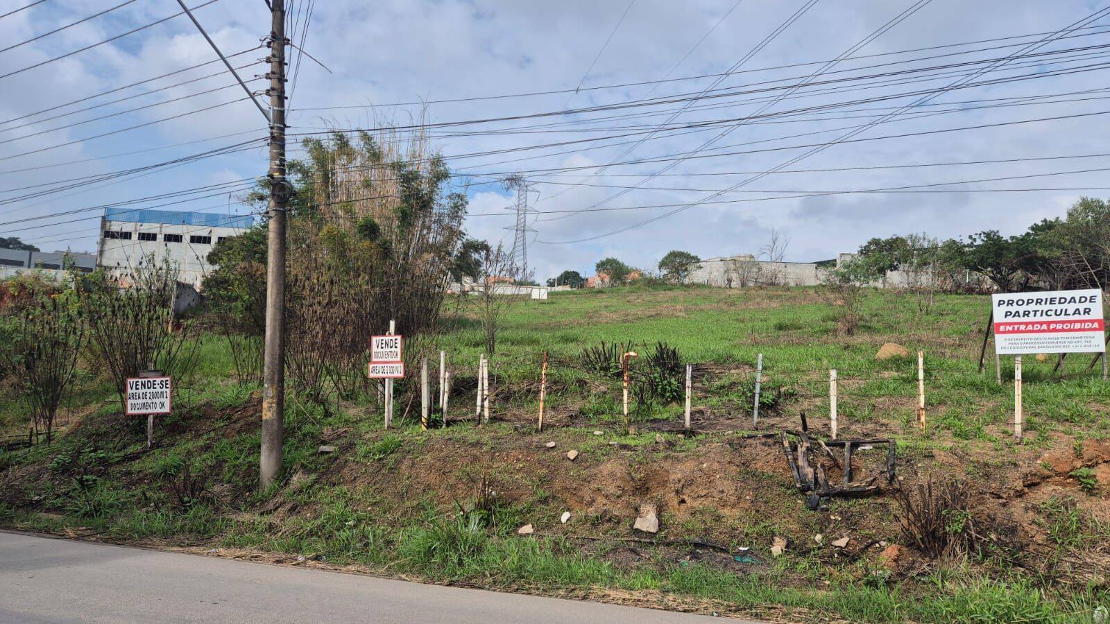ÁREA Á VENDA EM ITAQUAQUECETUBA