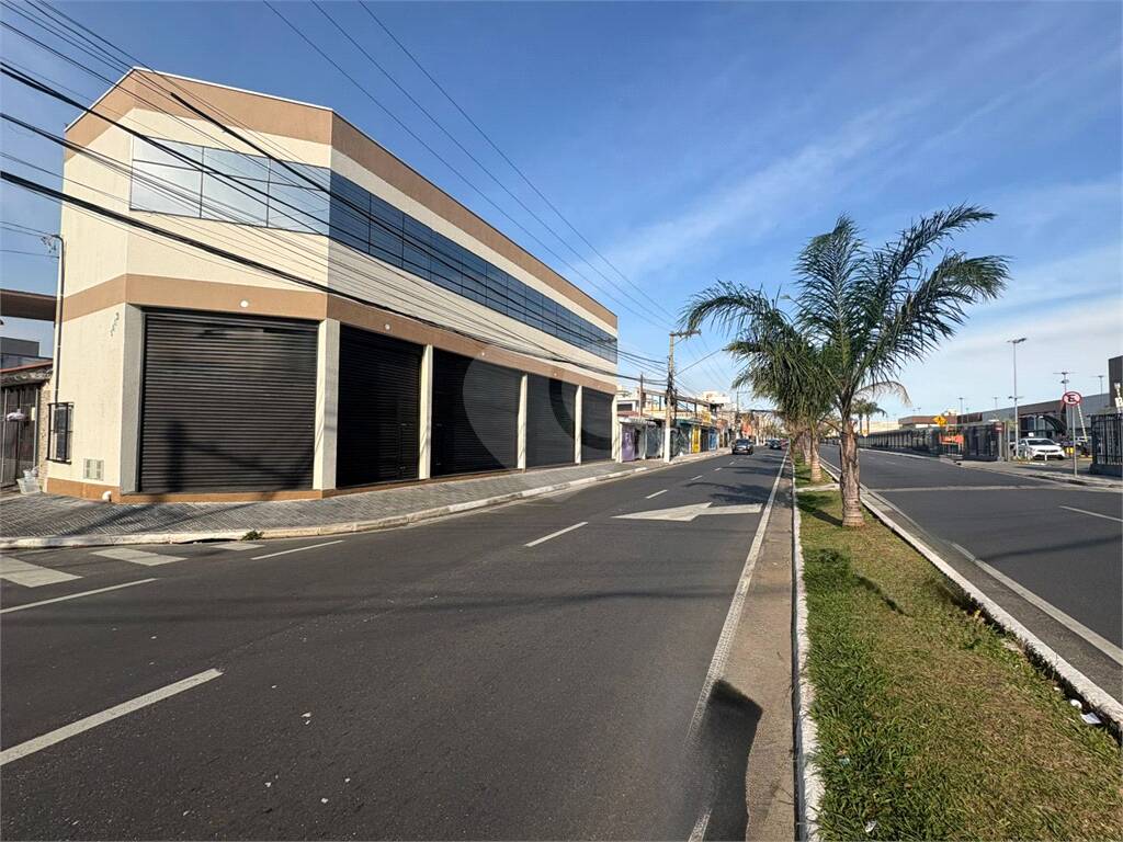 Salão comercial para alugar em Parque Suzano, Suzano - SP