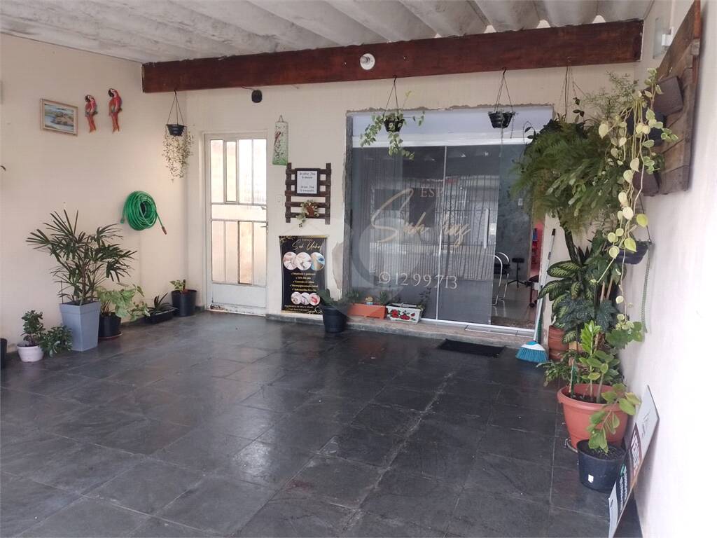 Apartamento à venda com 2 quartos, sendo 1 suíte, no condomínio Villagio Rubi, Suzano - SP