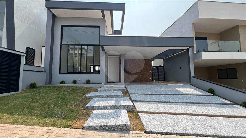Casa à venda com 3 quartos, sendo 3 suítes, no condomínio Mosaico Essence, Mogi Das Cruzes - SP