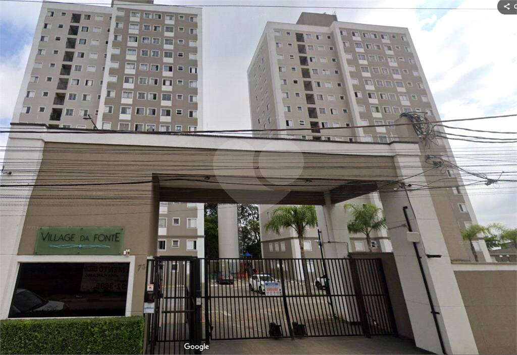 Apartamento à venda com 2 quartos no condomínio Village da Fonte, Poá - SP