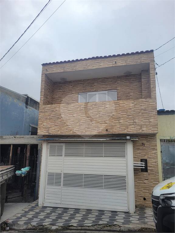 Casa à venda com 2 quartos, sendo 1 suíte, em Jardim Cacique, Suzano - SP