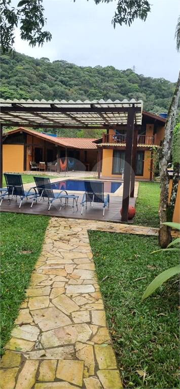 Casa Térrea à venda com 4 quartos, sendo 3 suítes, em Sertão do Piavu, São Sebastião - SP