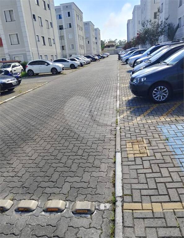 Apartamento à venda com 2 quartos no condomínio Solar do Vale - Parque Solene, Suzano - SP