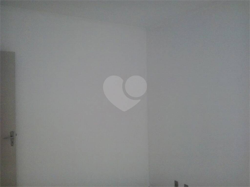 Apartamento à venda com 2 quartos no condomínio Paradiso, Poá - SP