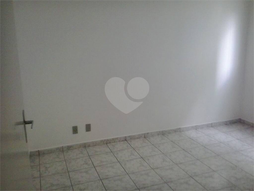 Apartamento à venda com 2 quartos no condomínio Paradiso, Poá - SP