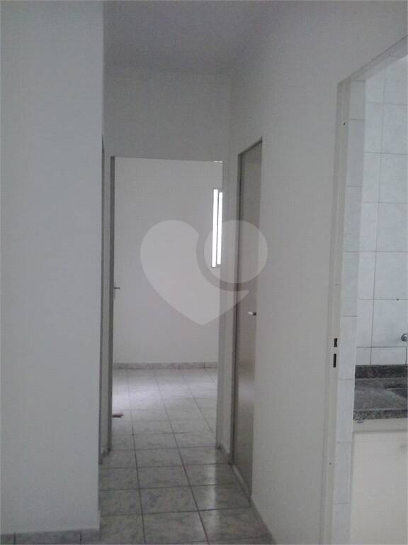 Apartamento à venda com 2 quartos no condomínio Paradiso, Poá - SP