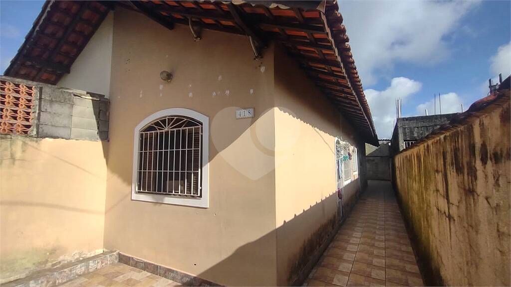 Casa à venda com 2 quartos em Suarão, Itanhaém - SP