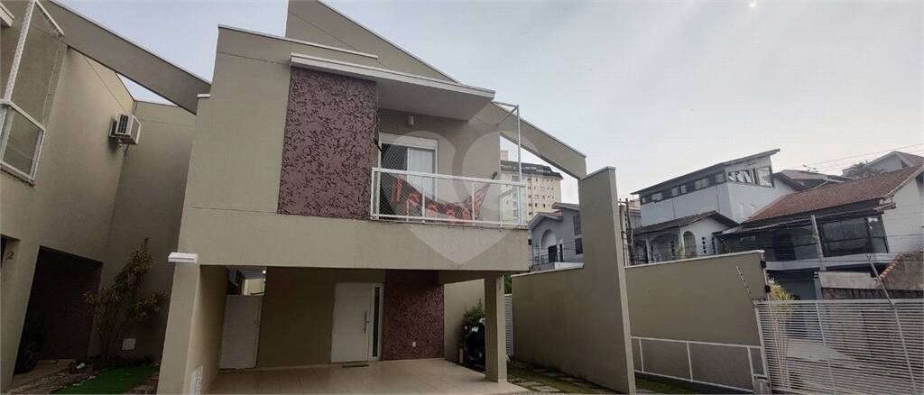 Casa à venda com 4 quartos, sendo 3 suítes, no condomínio Mogi Hills vi, Mogi Das Cruzes - SP