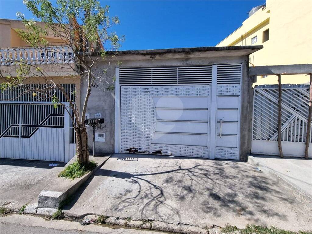 Casa à venda com 1 quarto em Jardim Varan, Suzano - SP