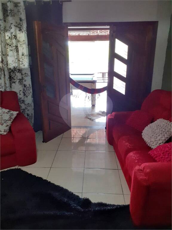 Casa à venda com 2 quartos, sendo 1 suíte, em Jardim América, Poá - SP