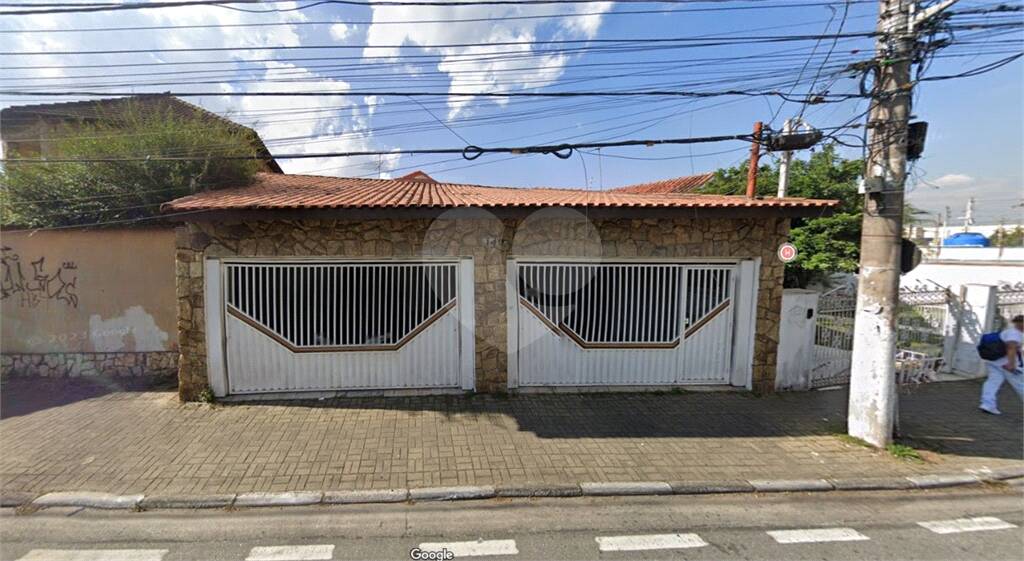 Casa à venda com 3 quartos, sendo 1 suíte, em Vila Acoreana, Poá - SP