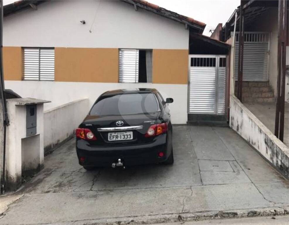 Casa à venda com 2 quartos em Vila Ursulina, Itaquaquecetuba - SP