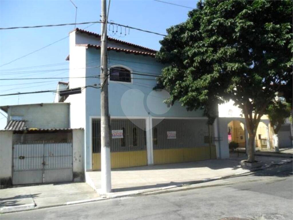 Casa à venda com 3 quartos, sendo 1 suíte, em Jardim Santa Helena, Poá - SP