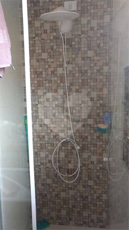Sobrado à venda com 3 quartos no Centro, Poá - SP
