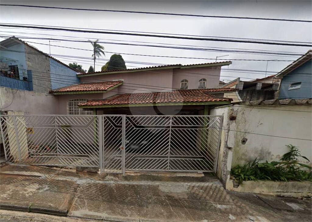 Sobrado à venda com 2 quartos, sendo 2 suítes, em Mogi Moderno, Mogi Das Cruzes - SP