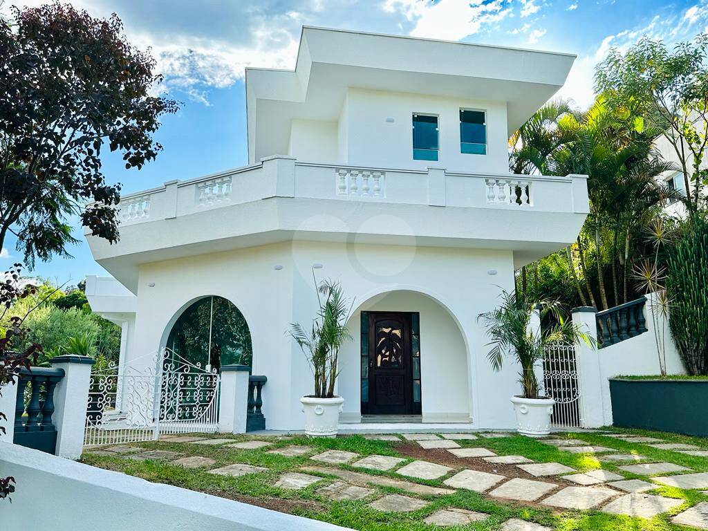 Casa à venda com 4 quartos, sendo 4 suítes, no condomínio Gran Morada, Mogi Das Cruzes - SP