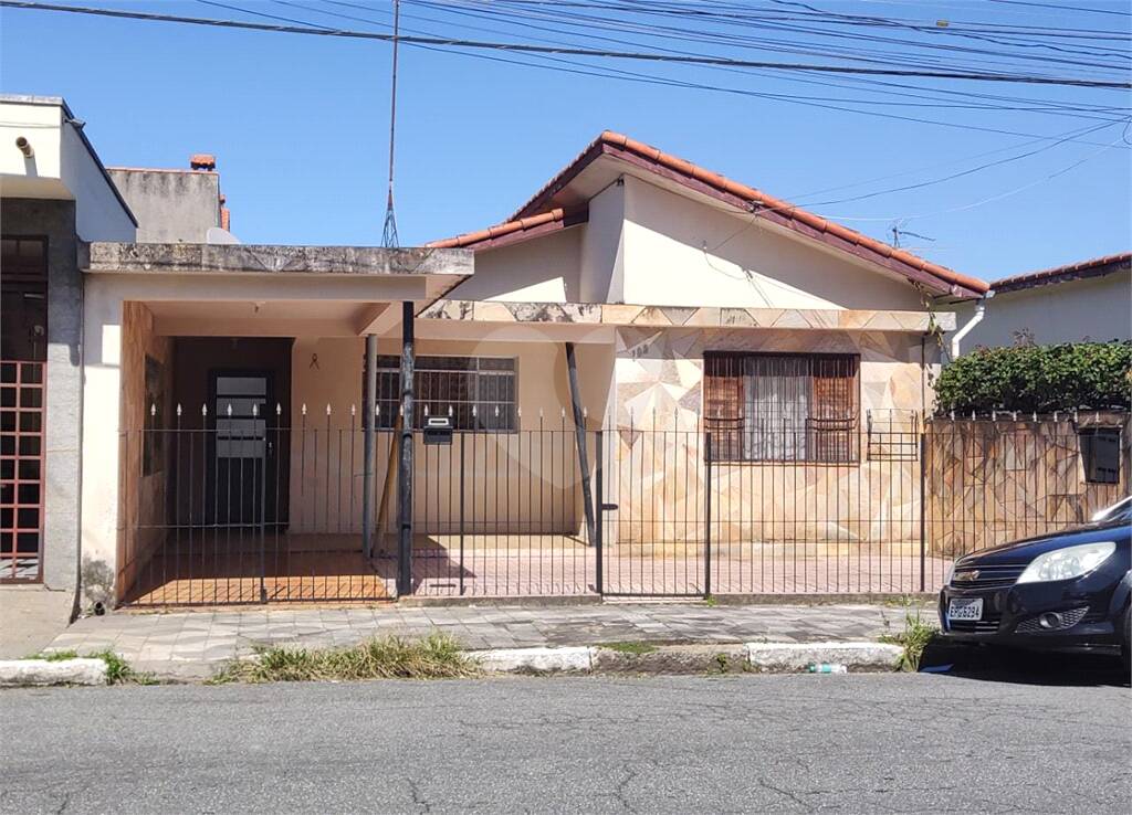 Casa à venda com 2 quartos em Jardim Santa Helena, Suzano - SP