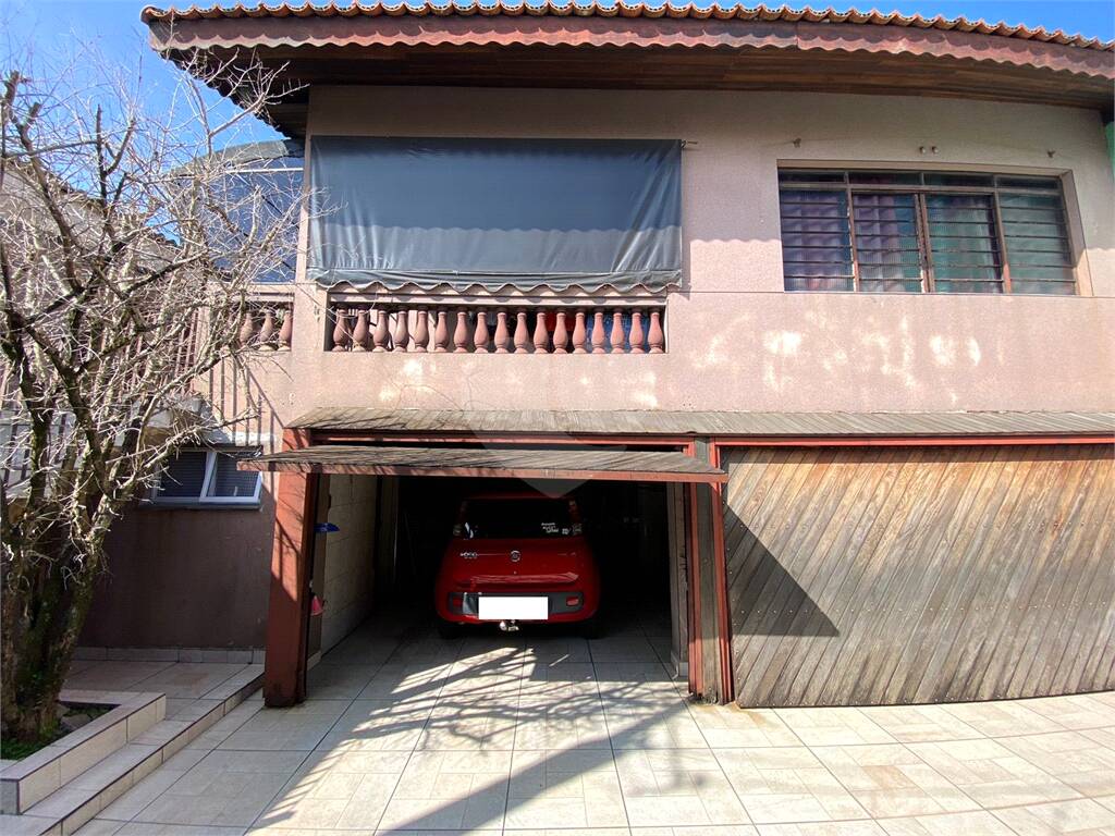 Casa à venda com 3 quartos, sendo 1 suíte, em Vila Correa, Ferraz de Vasconcelos - SP