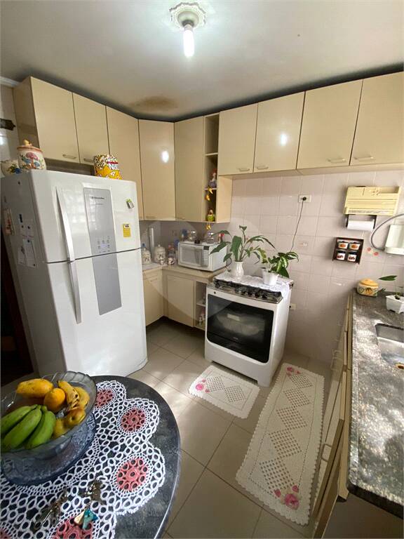Casa à venda com 3 quartos, sendo 1 suíte, em Vila Correa, Ferraz de Vasconcelos - SP