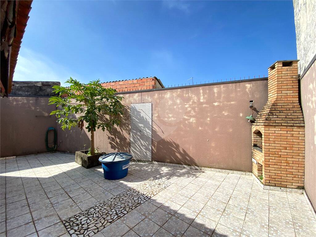 Casa à venda com 3 quartos, sendo 1 suíte, em Vila Correa, Ferraz de Vasconcelos - SP