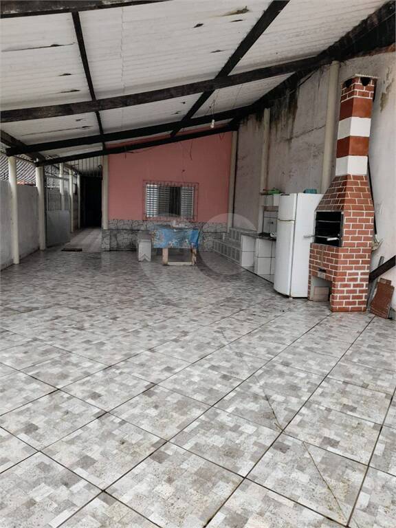 Casa à venda com 2 quartos em Indaiá, Bertioga - SP