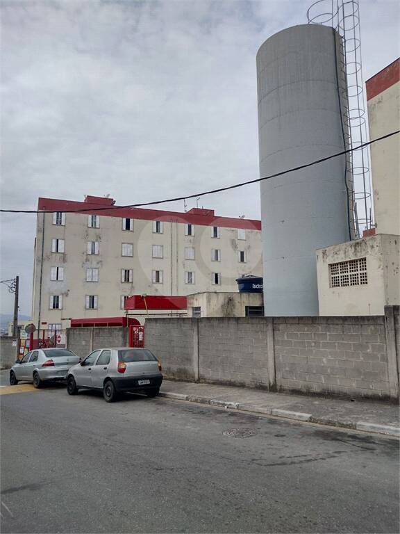 Apartamento à venda com 2 quartos no condomínio Portal do Leste, Ferraz de Vasconcelos - SP