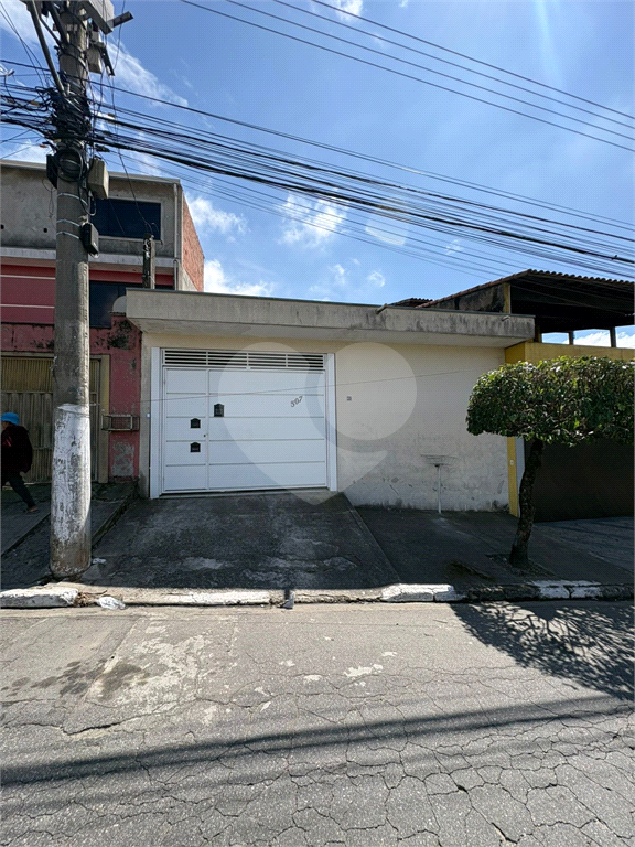 CASA TÉRREA À VENDA - POÁ/SP