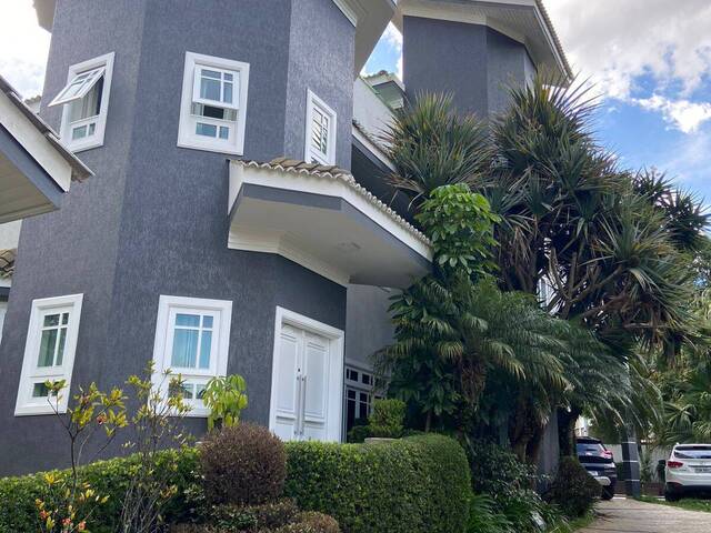 Casa para Venda em Poá - 2