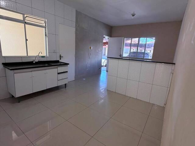 Casa para Venda em Poá - 3