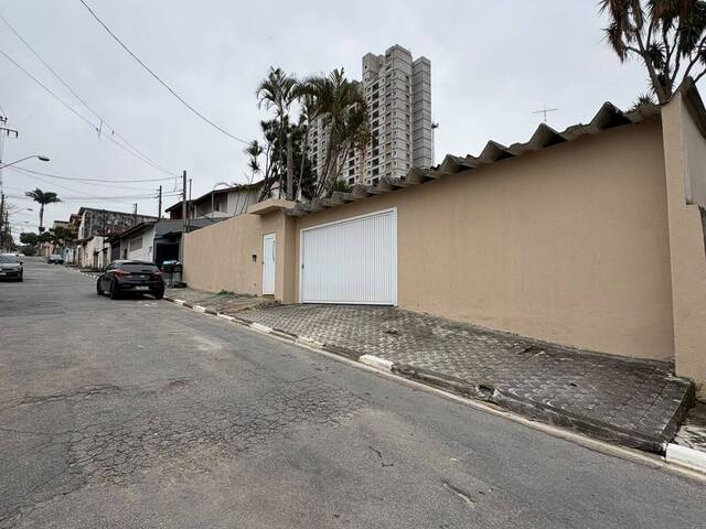 Casa para Locação em Poá - 2