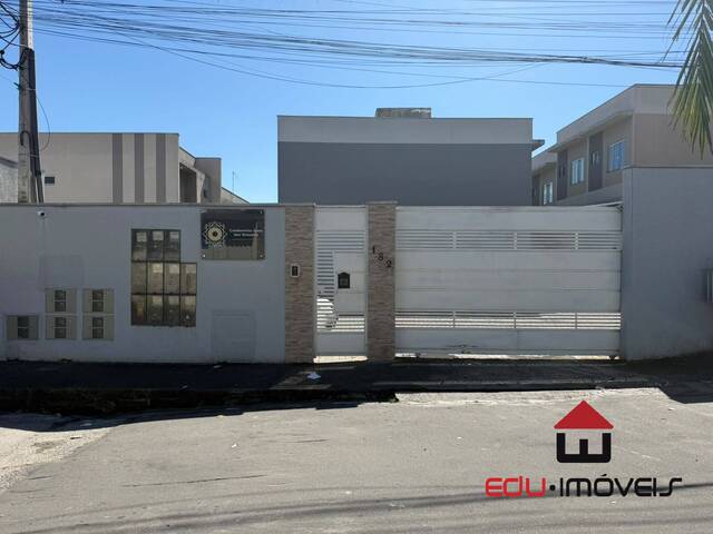 Casa para Venda em Poá - 2