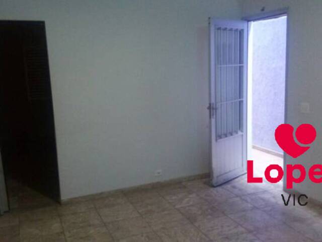 Casa para Venda em Ferraz de Vasconcelos - 2
