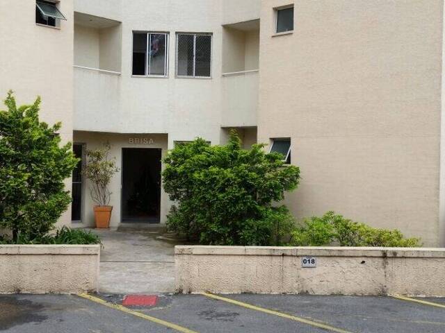 Apartamento para Venda em Itaquaquecetuba - 2