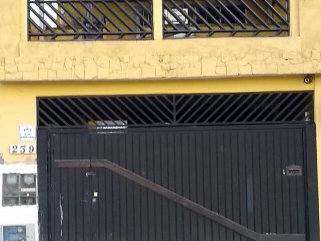 Sobrado para Venda em Poá - 2