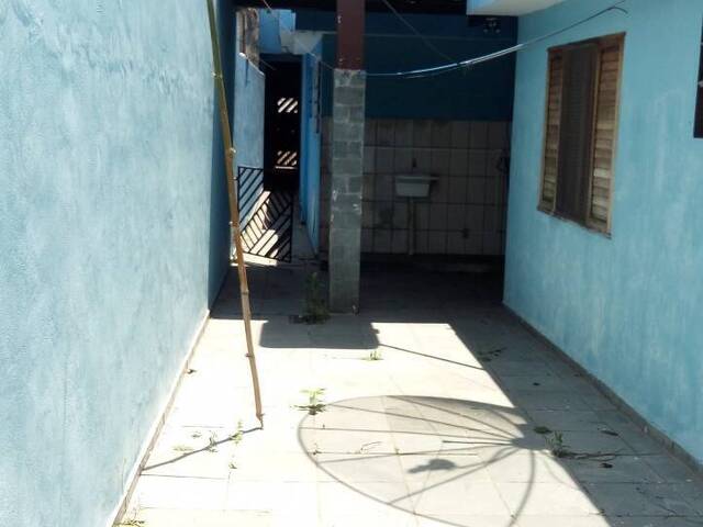 Casa para Locação em Poá - 3