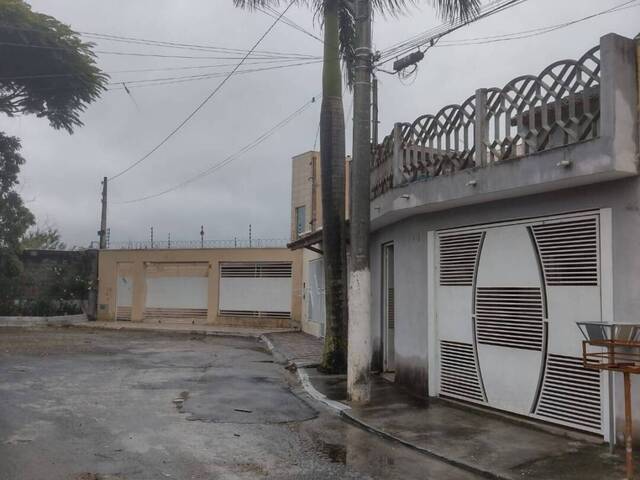 Sobrado para Venda em Suzano - 2