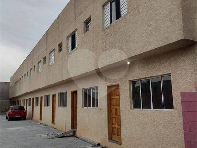 Casa em condomínio para Venda em Poá - 2