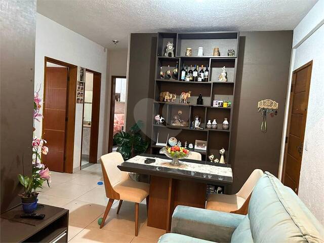 #REO1097842 - Apartamento para Venda em Ferraz de Vasconcelos - SP