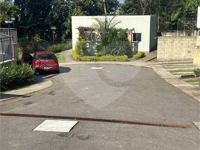 Casa em condomínio para Venda em Poá - 3