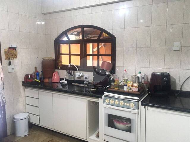 Casa para Venda em Poá - 3