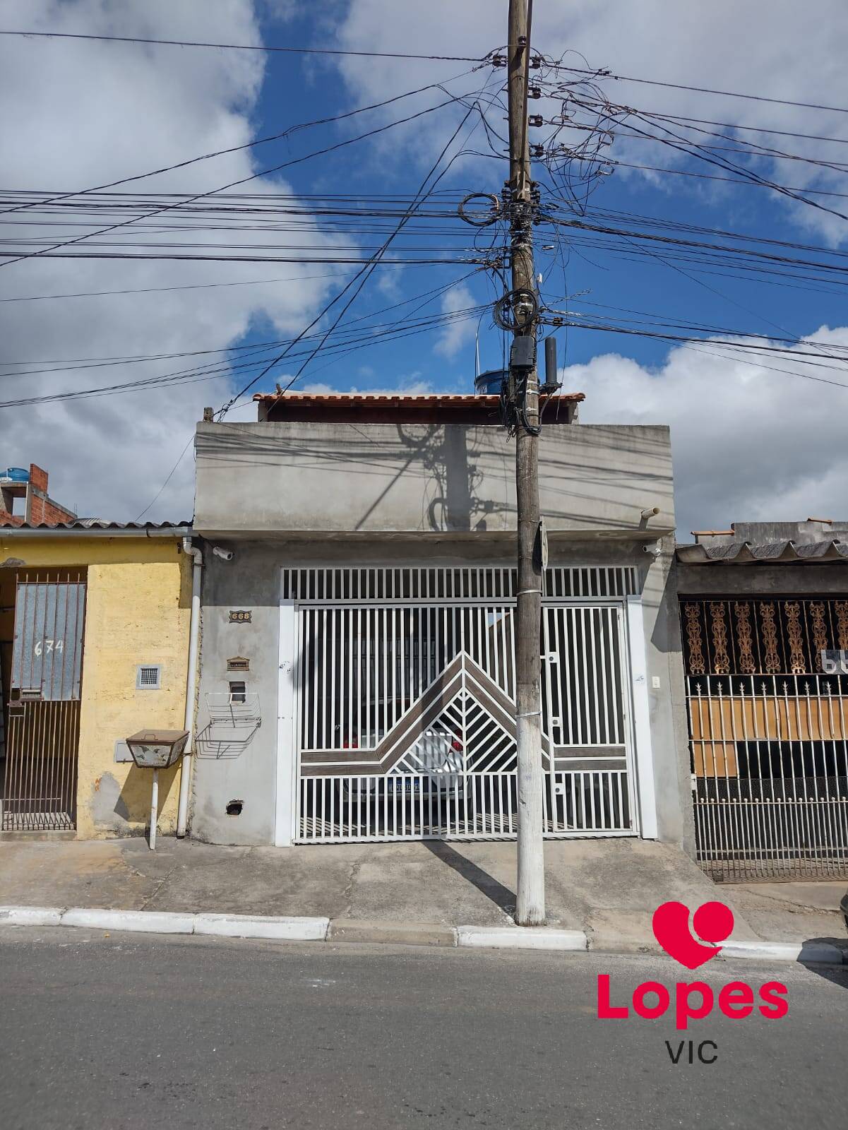 SOBRADO- CASA BRANCA - SUZANO/SP