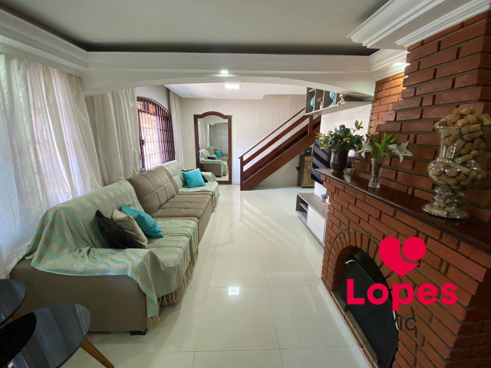 Casa, 3 quartos, 235 m² - Foto 32